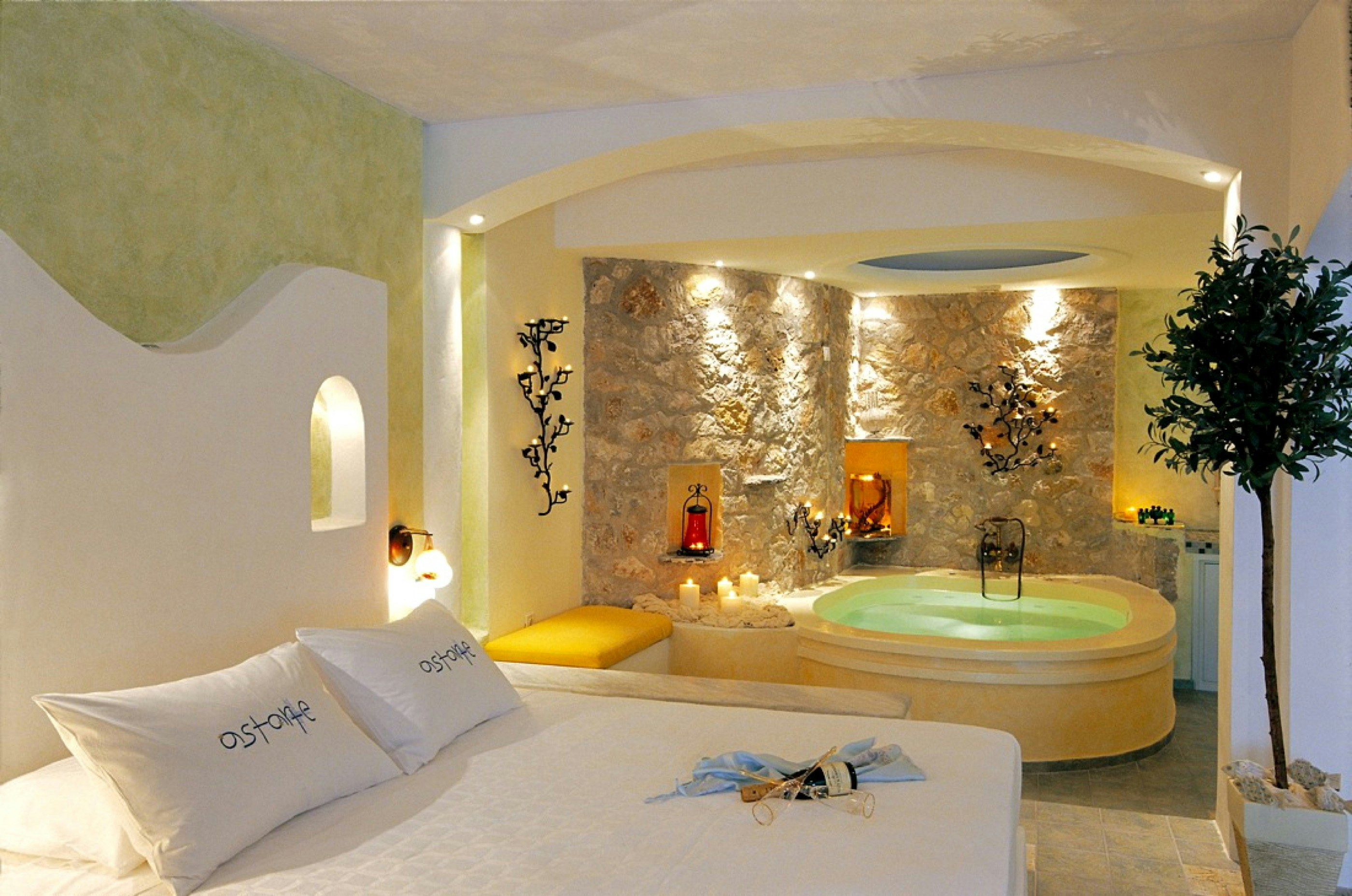 Astarte Suites 18/18