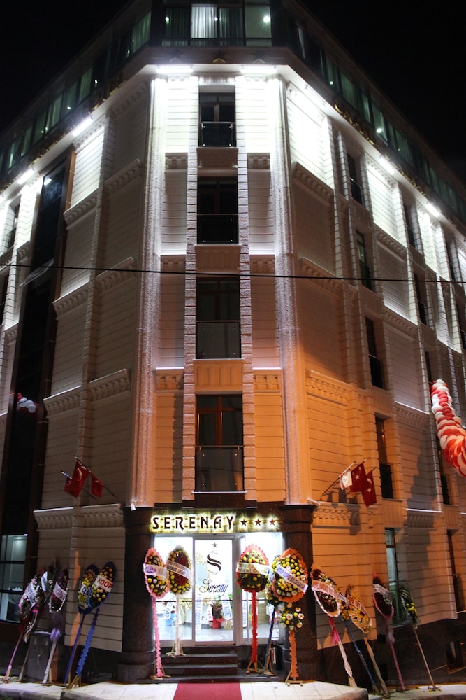Grand Serenay Hotel 1/28
