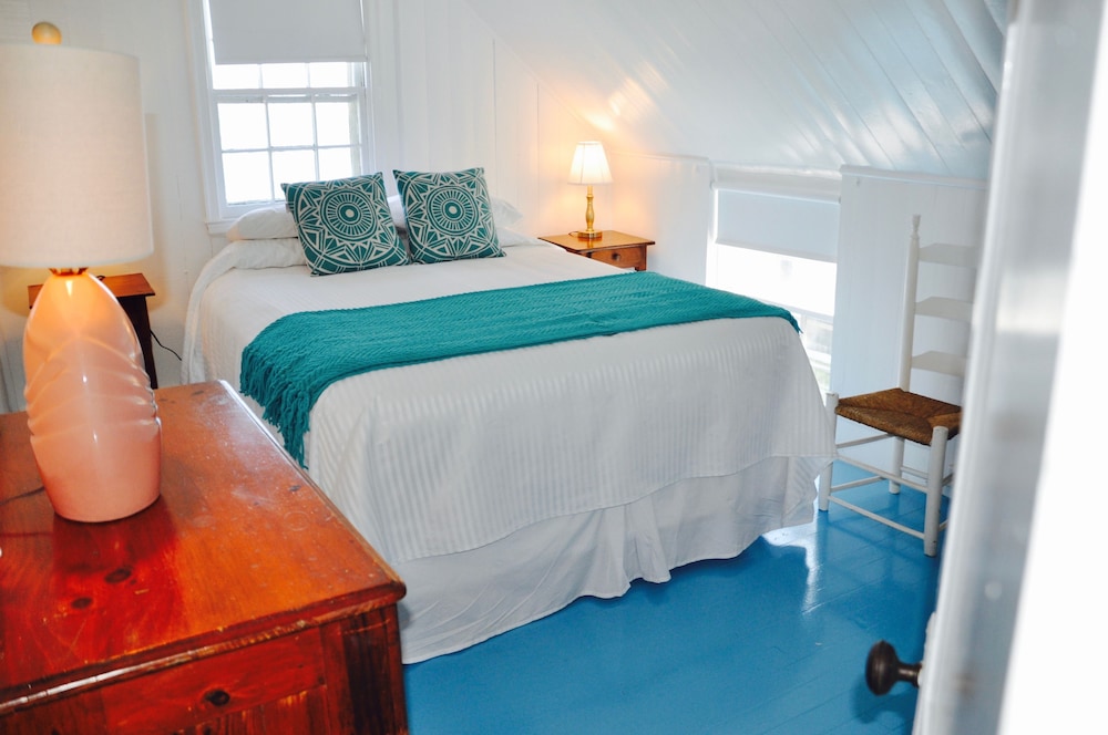 The Masthead Resort 24/78