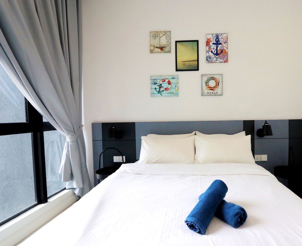 D Pristine Family Suite By Holi 7/29