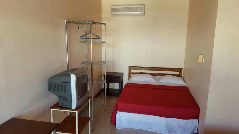 Hotel Primavera 11/22