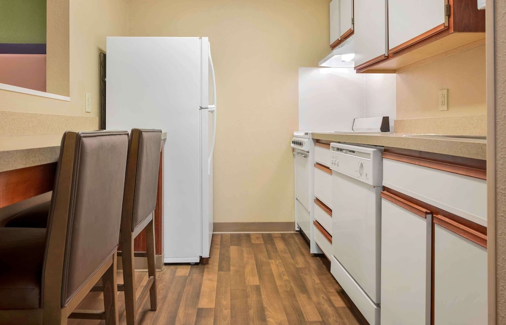 Extended Stay America Pittsburgh - Airport 6/52