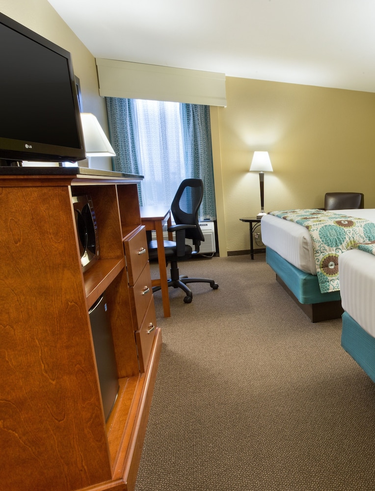 Heritage Inn & Suites The Woodlands, Trademark by Wyndham 55/60