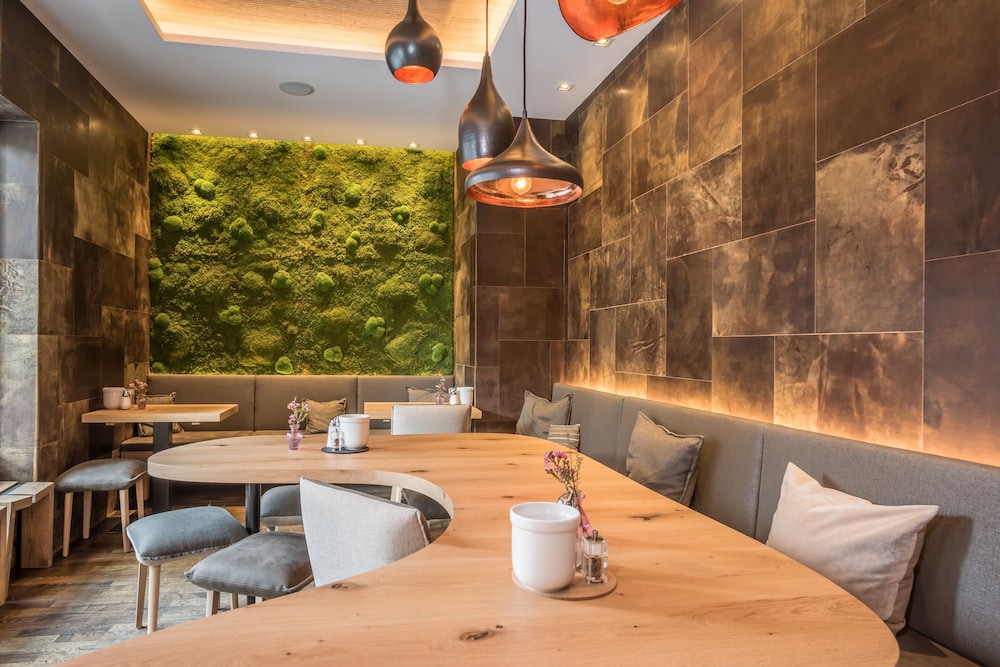 Bavaria Boutique Hotel 35/50