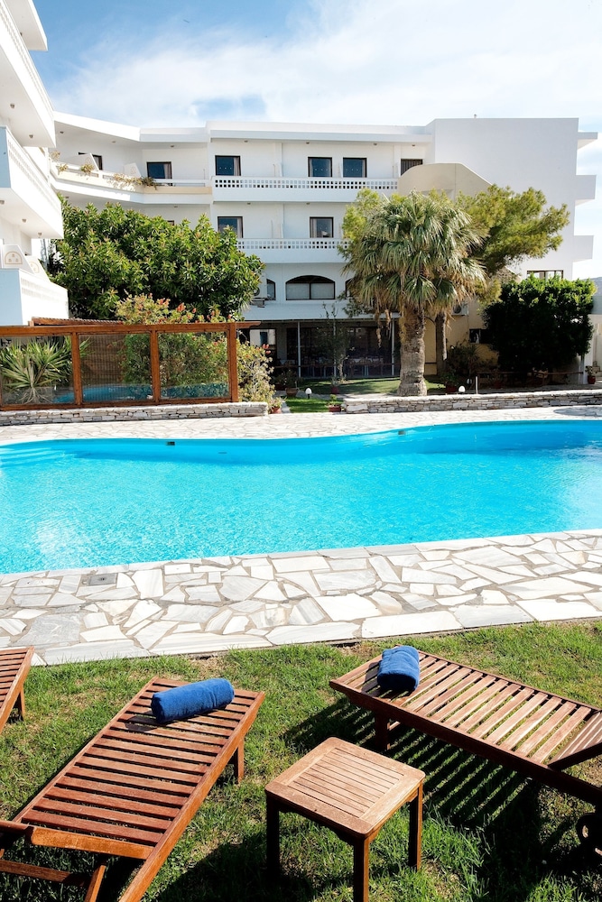 Aeolos Bay Hotel 45/46