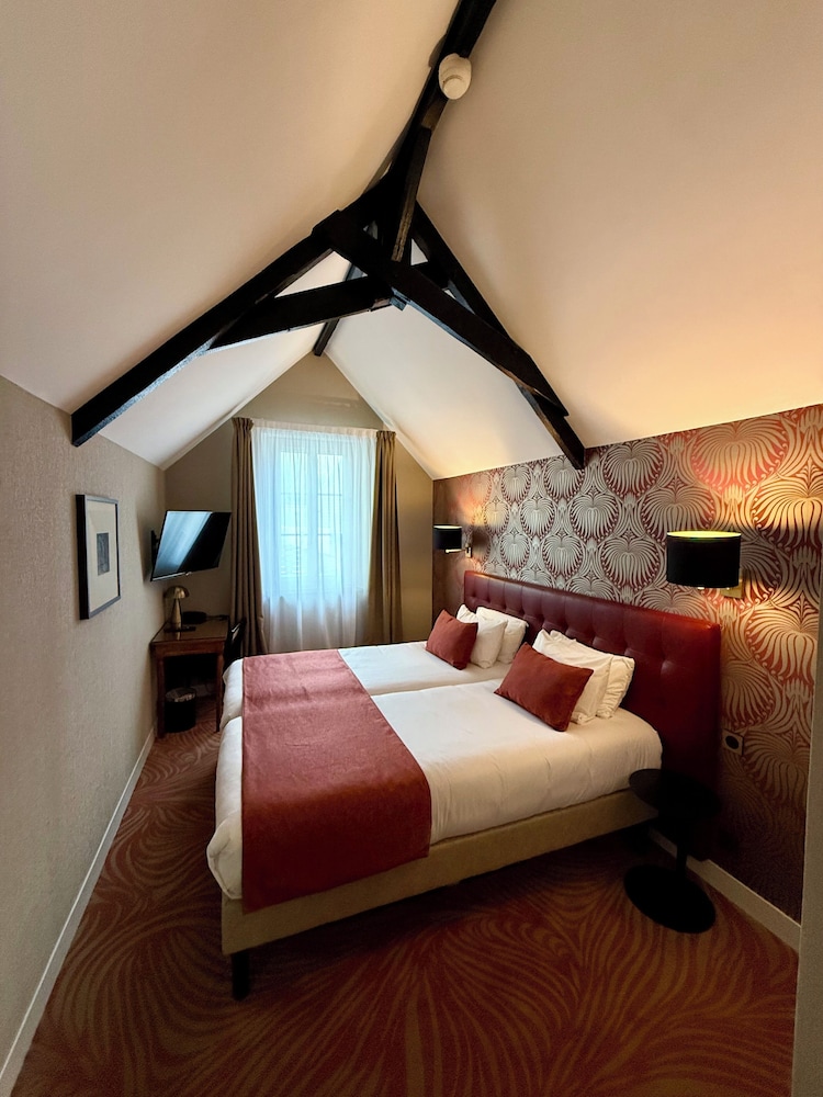 Churchill Hotel Bayeux 19/50