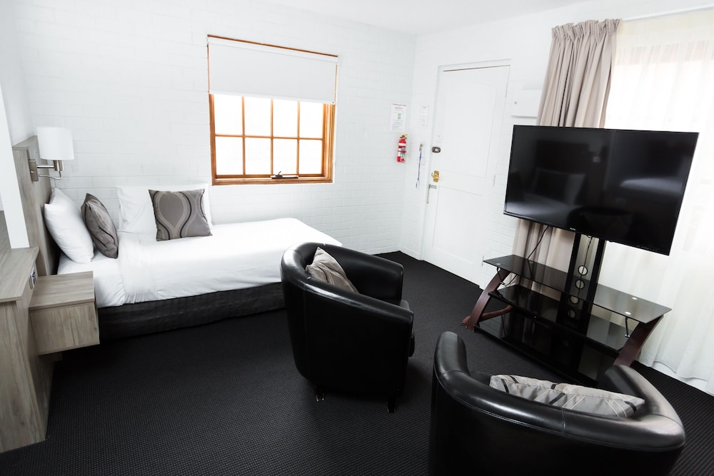 Bay Hotel Apartments 25/48