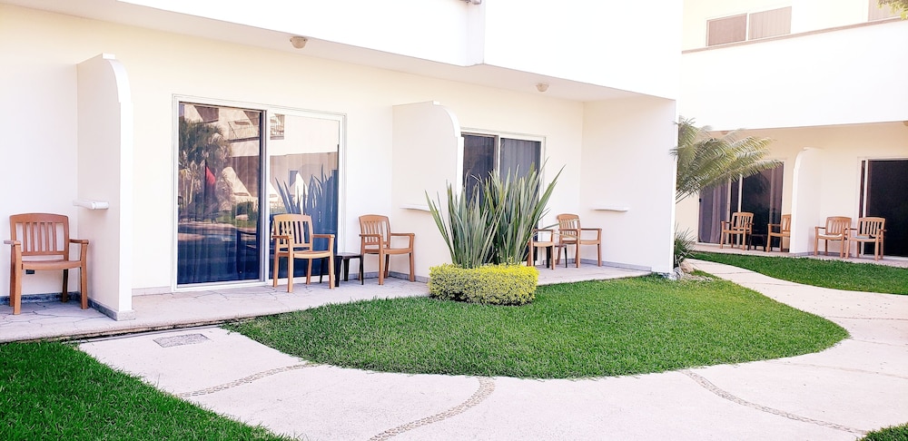 Hotel Casa Francisco Cuernavaca 42/46