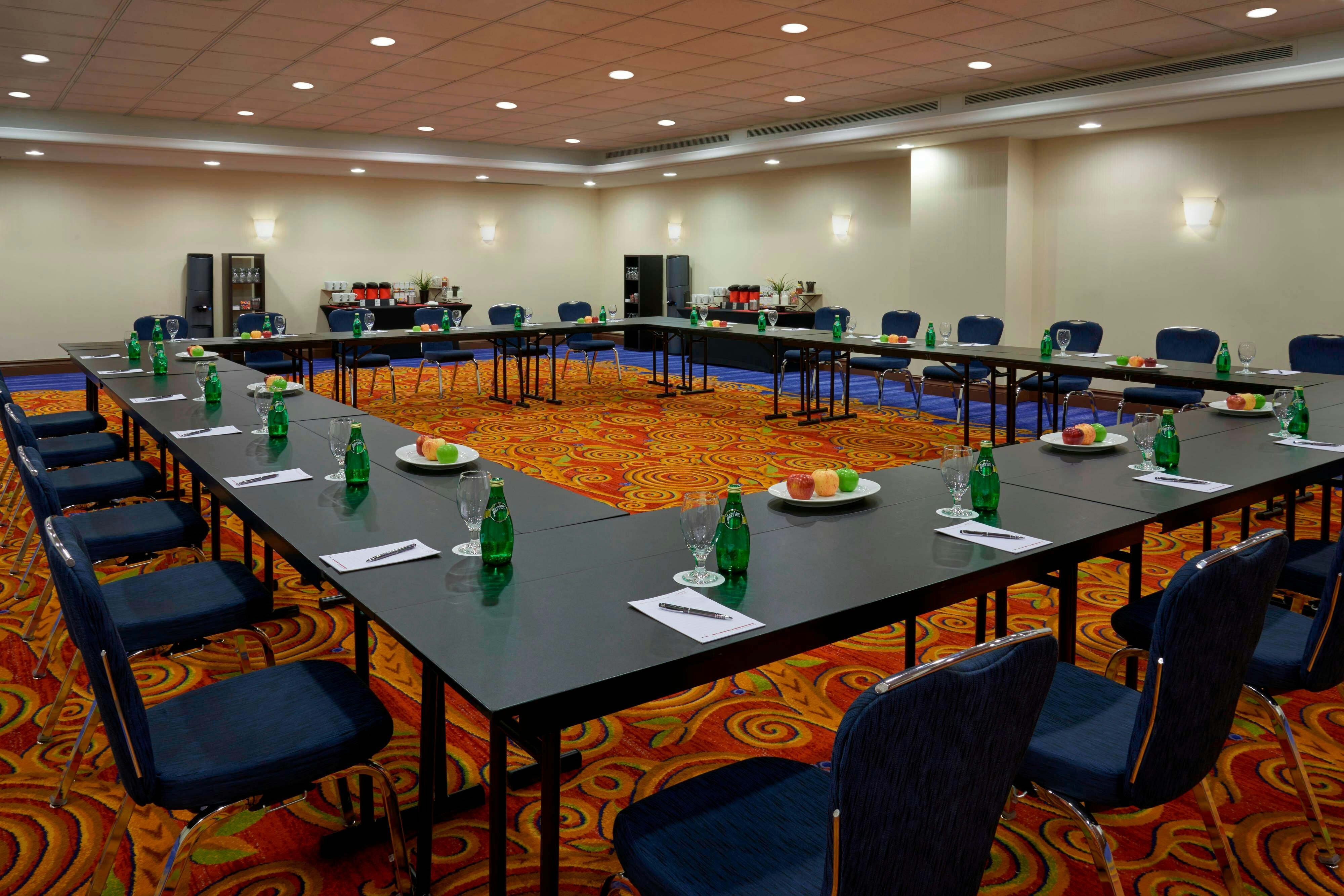 Ottawa Marriott Hotel 65/73