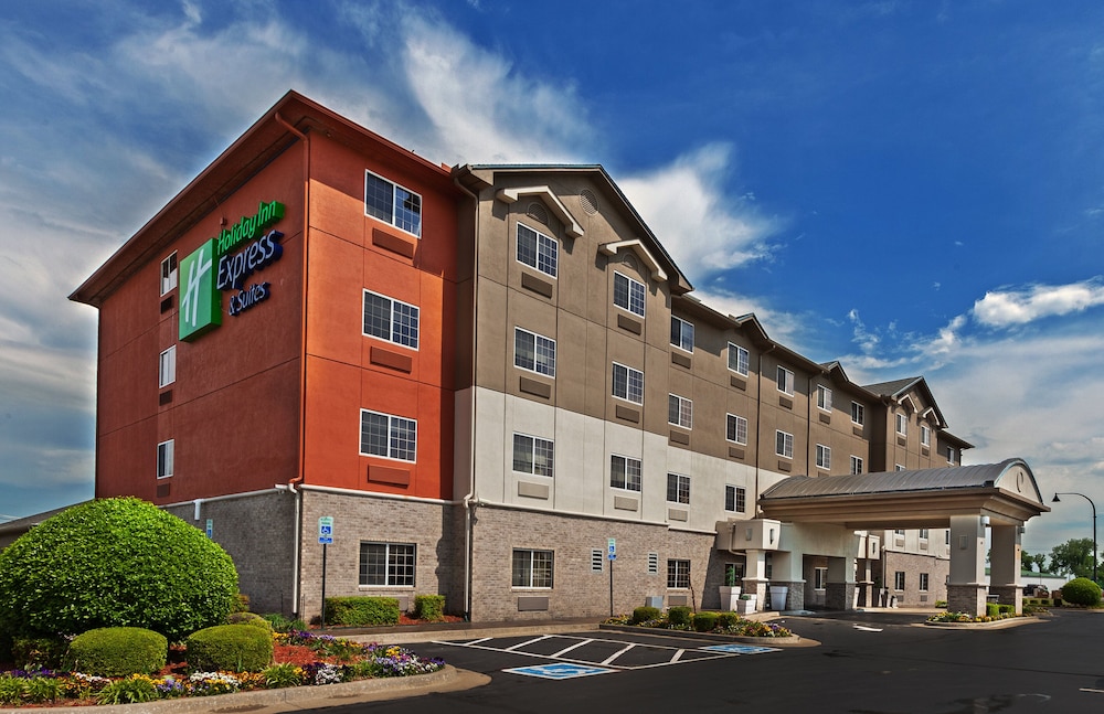 Holiday Inn Express Hotel Suites Jenks 3/72