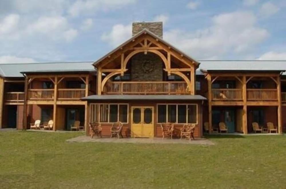 August Lodge Cooperstown 6/42