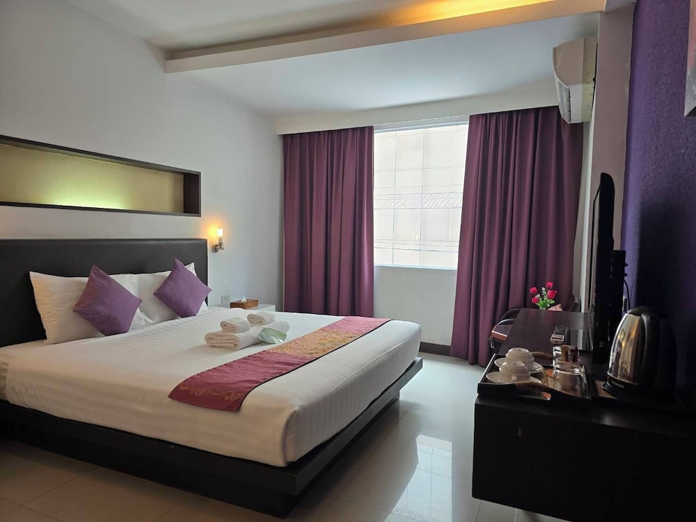 Baron Beach Hotel 28/73