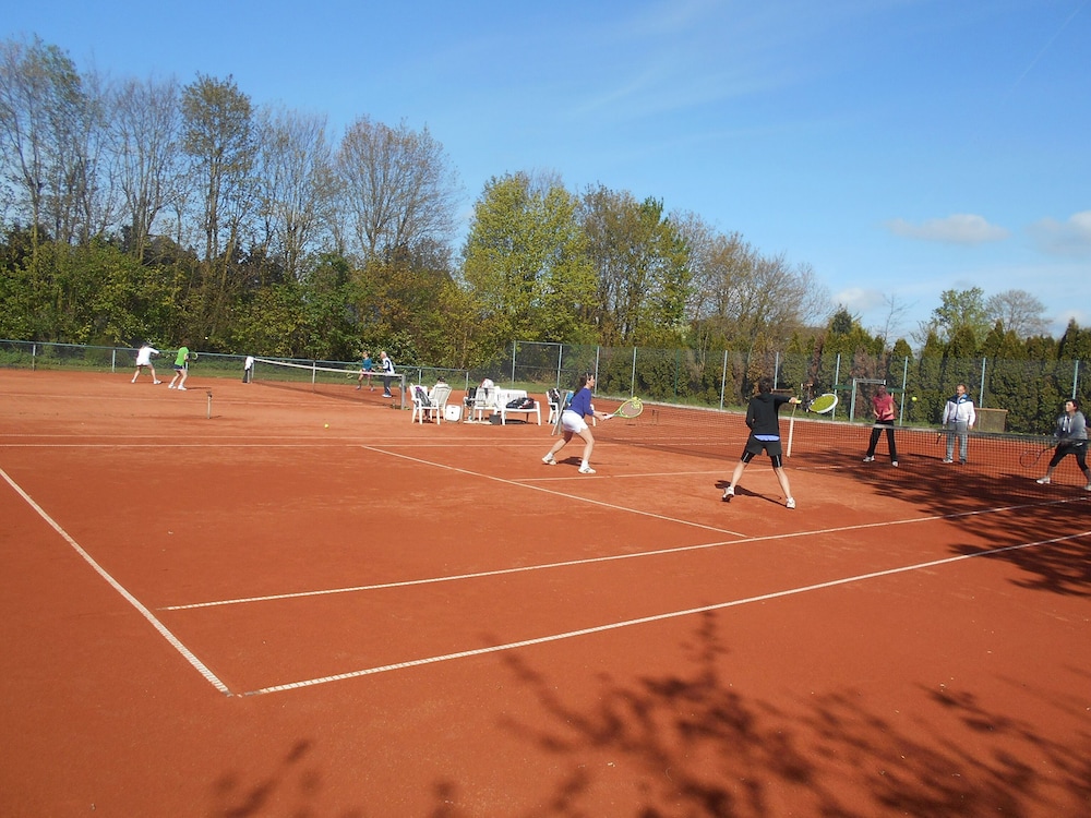 Sport und Tagungshotel De Poort 39/62