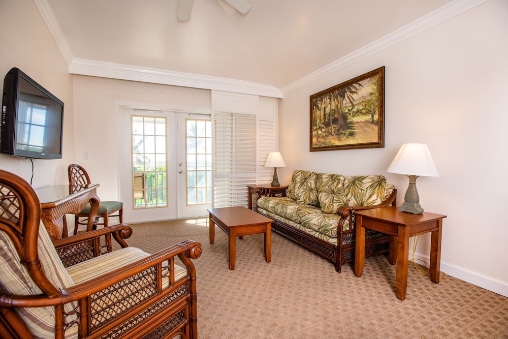 Tween Waters Inn 53/72