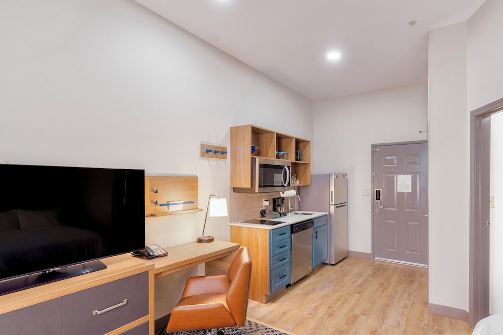 Candlewood Suites Oklahoma City-Moore 27/38