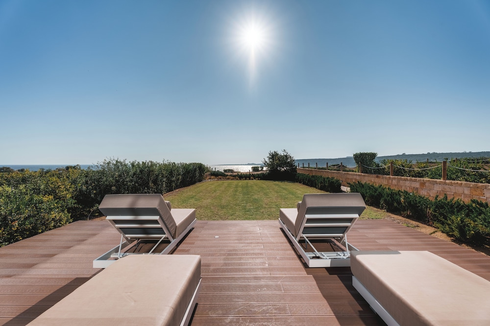 PERIYALI KONNOS Villas Beach Resort 30/53