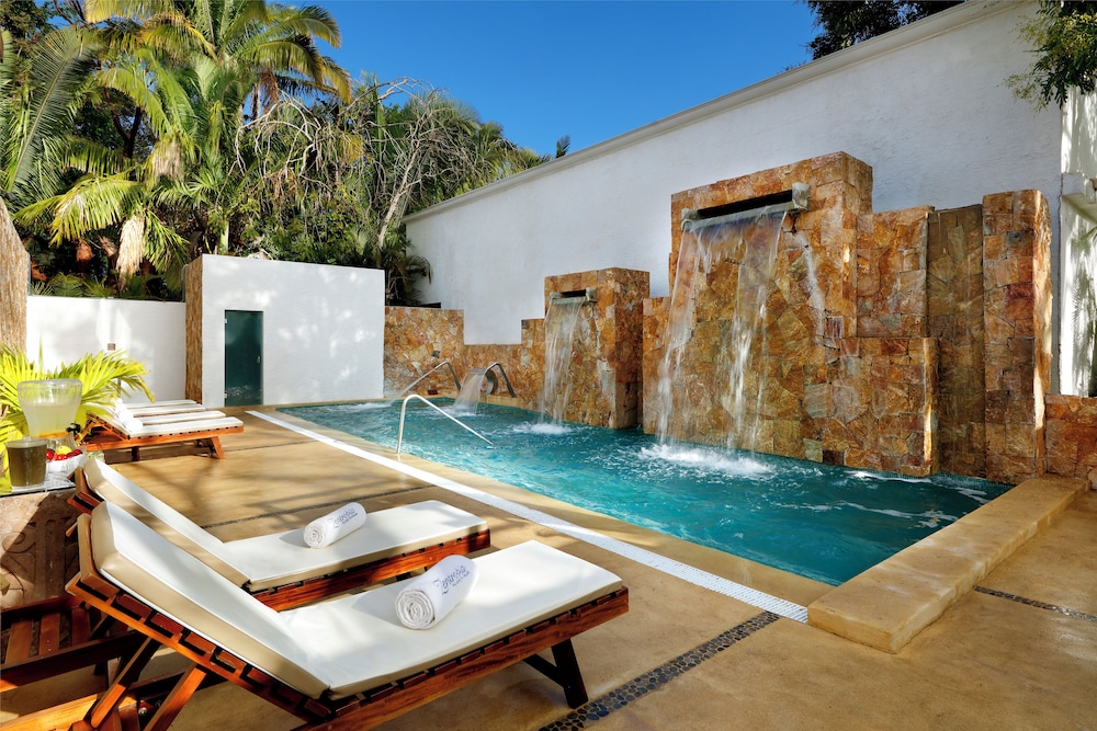 Family Selection At Grand Palladium Vallarta Resort Spa All Inclusive 20/50