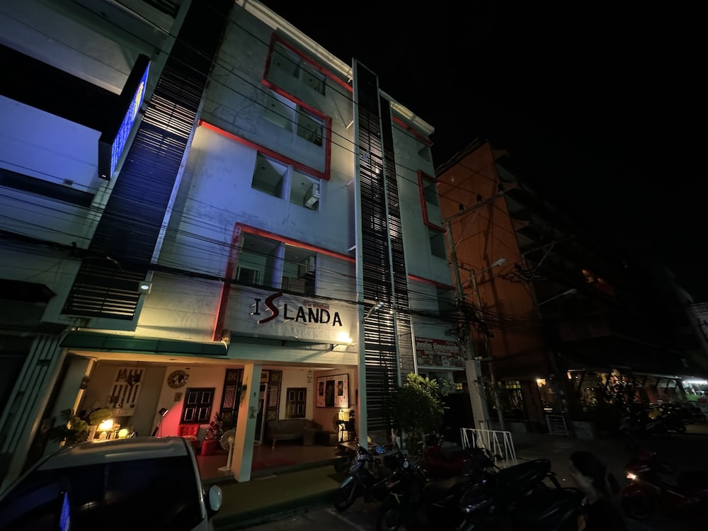 ISLANDA BOUTIQUE HOTEL 3/72