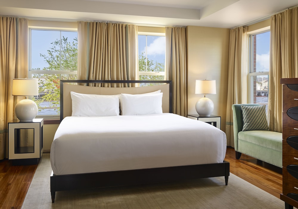 Battery Wharf Hotel Boston Waterfront 9/68