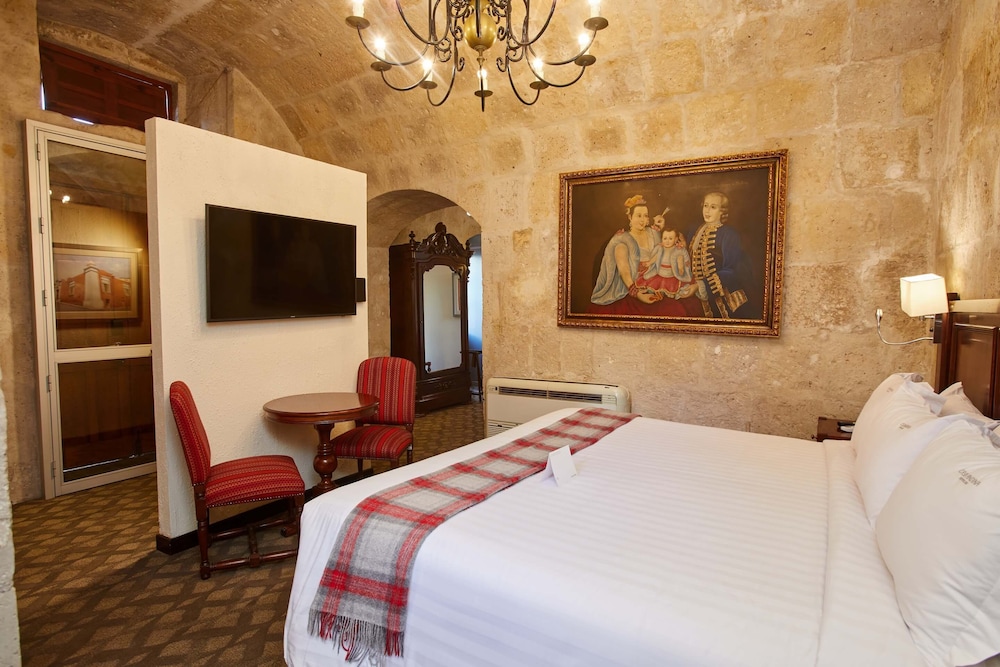 Colonial, Suite, King Bed، Casa Andina Premium Arequipa Ex Casa Andina Private Collection Arequipa 4/10