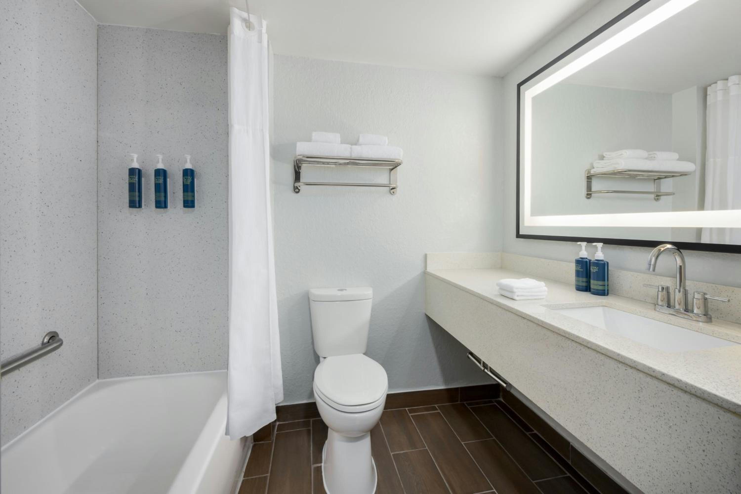 Suite, 2 Queen Beds, Dining Area, Sofa