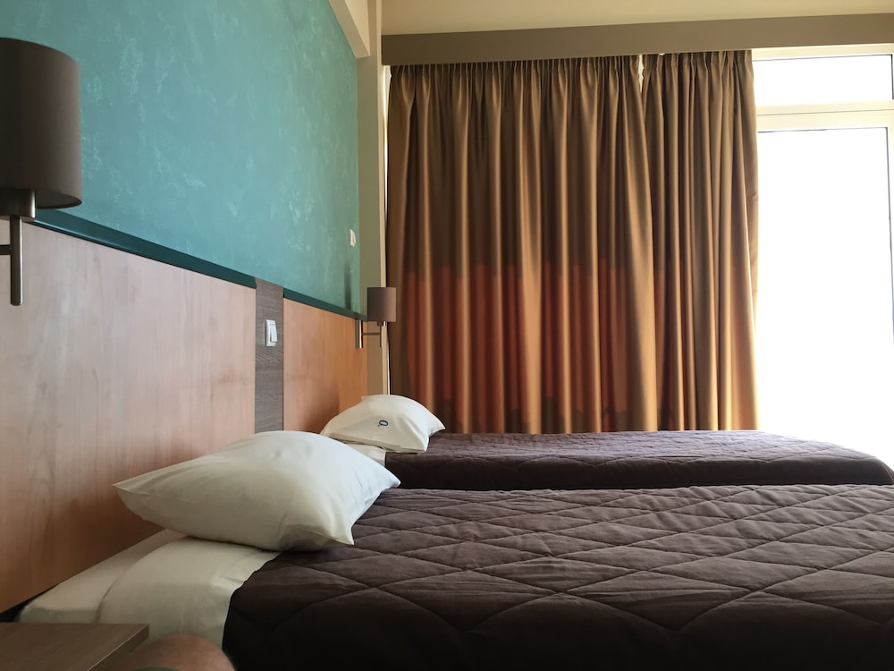 Hotel Ostria 20/45