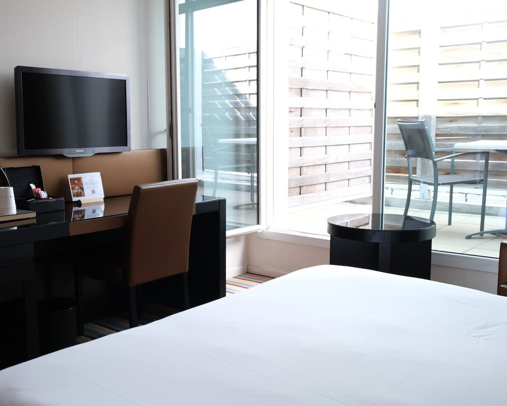 Hotel Barriere Le Grand Hotel Enghien Les Bains 9/33