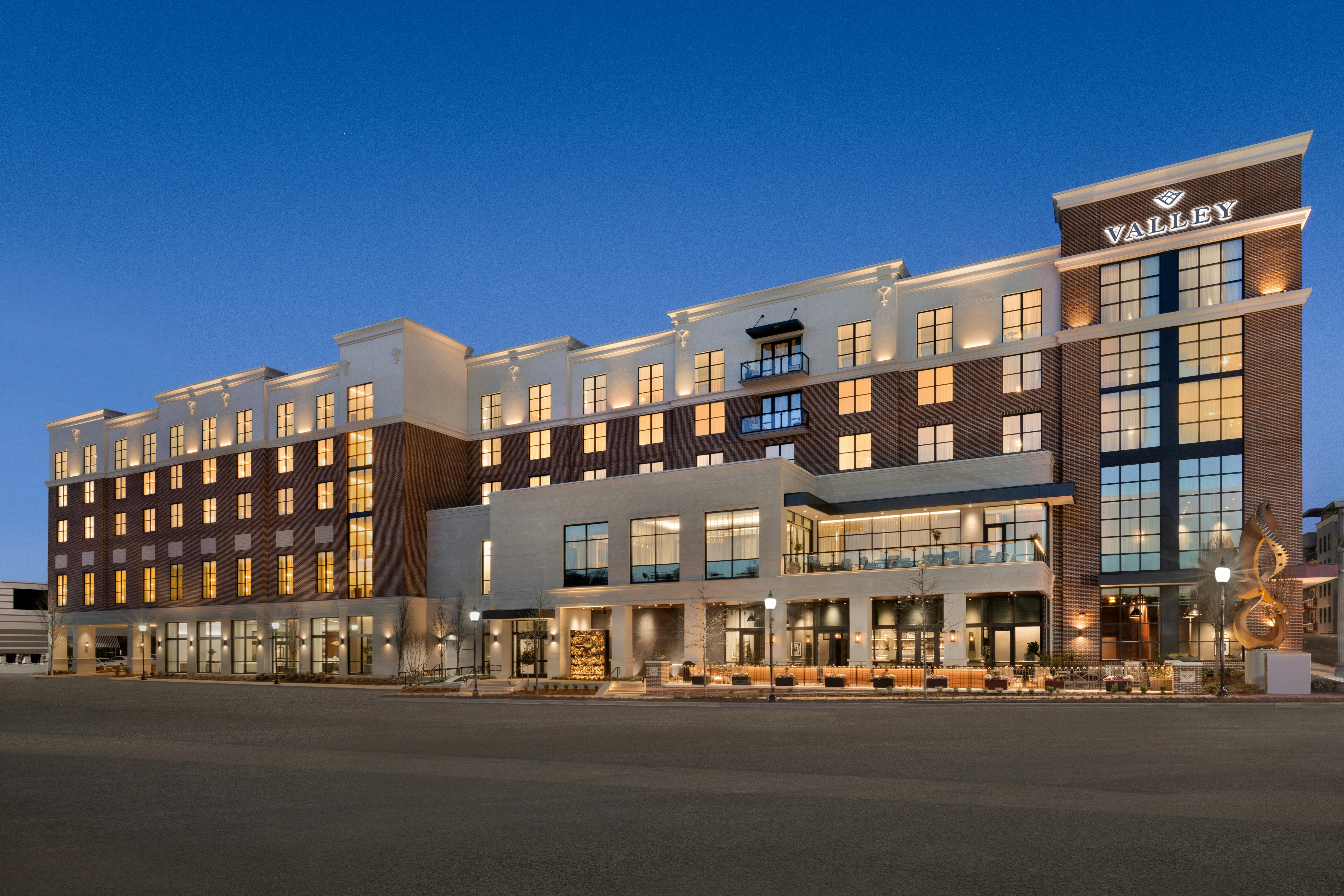 Valley Hotel Homewood Birmingham, Curio Collection by Hilton 1/50