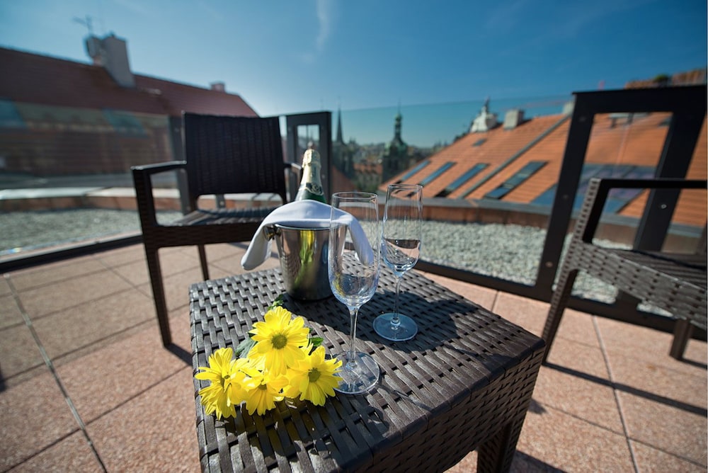 Ea Embassy Prague Hotel Formerly Euroagentur Art Embassy 31/45