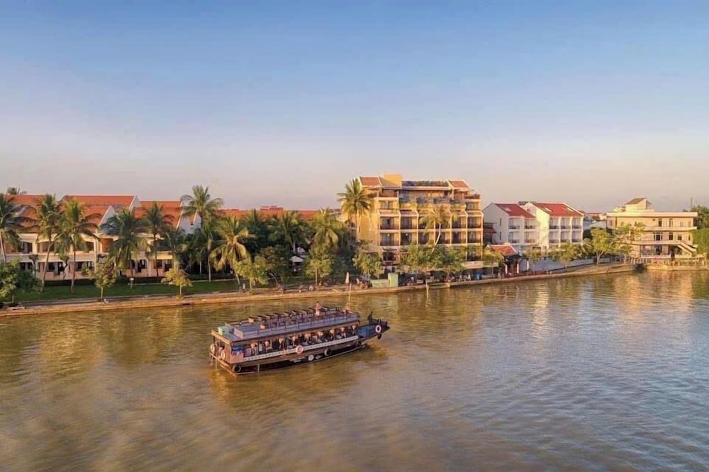 Little Riverside A Luxury Hotel & Spa 41/50