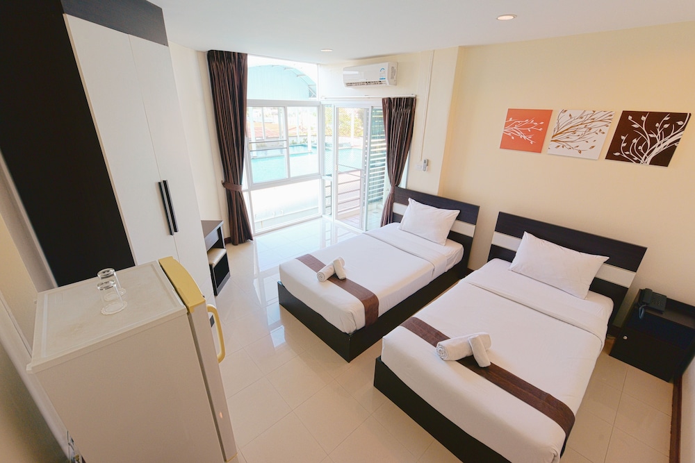 GLORY PLACE HUA HIN HOTEL 45/70