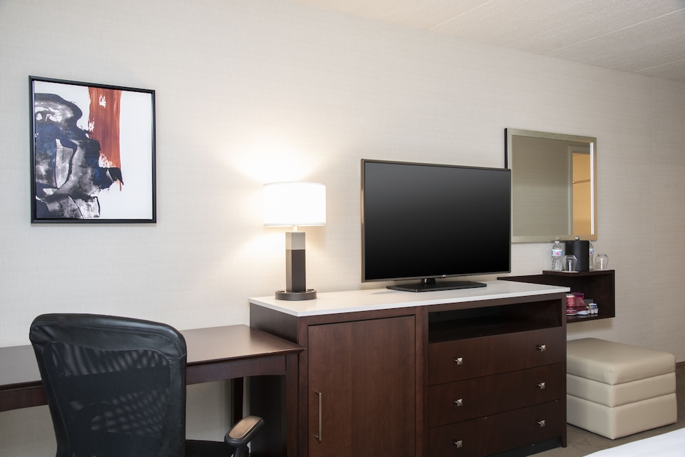 Delta Hotels By Marriott Kalamazoo Conference Center 41/50