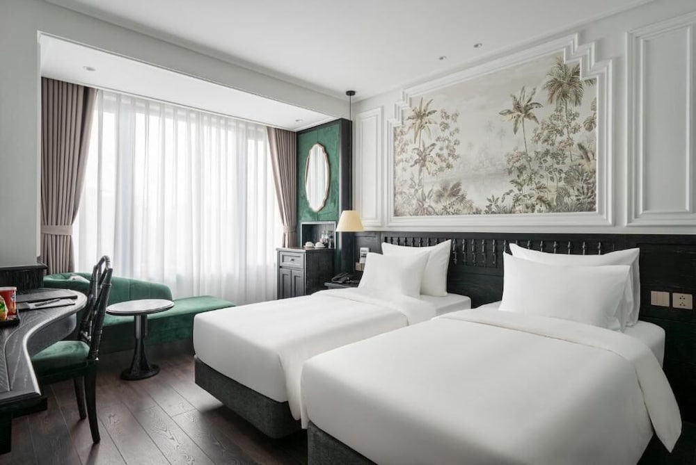 Deluxe, Twin Beds