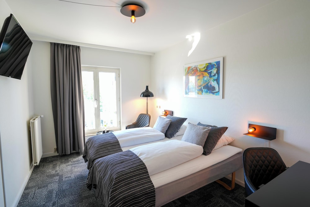 Family, Double Bed
