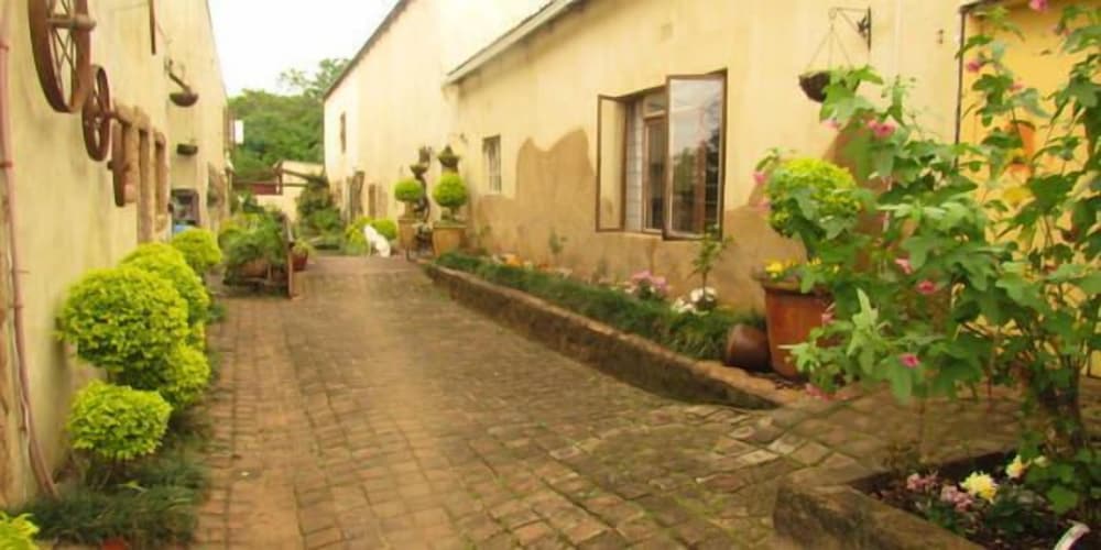 Hazyview Country Cottages 36/49