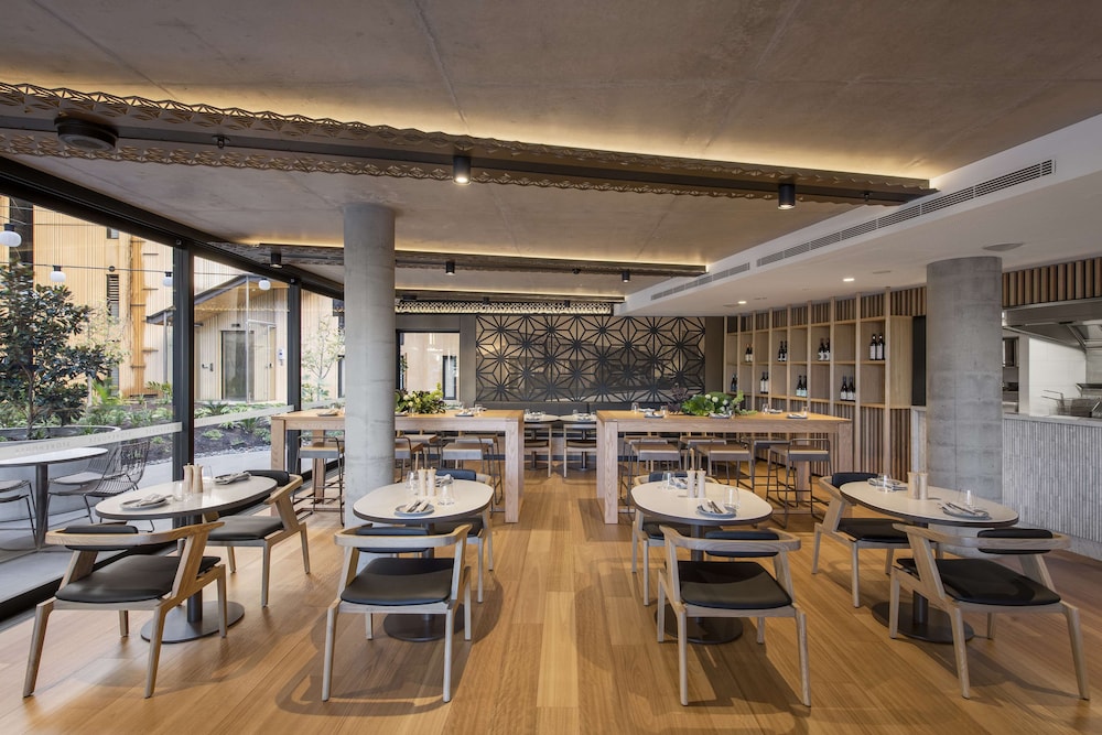 Vibe Hotel Adelaide 38/50