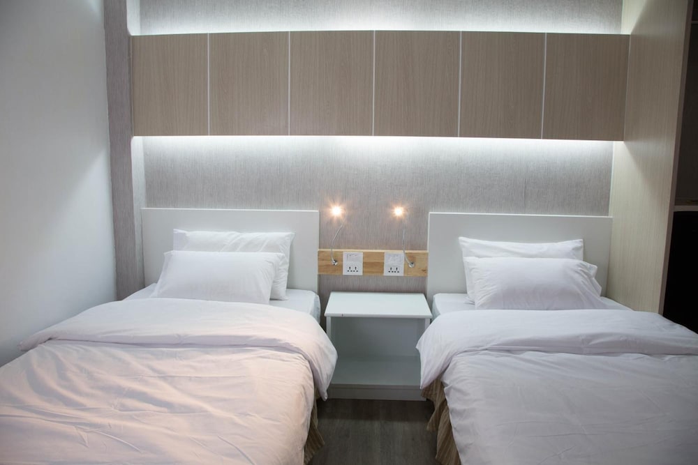 Connect Hostel 11/52