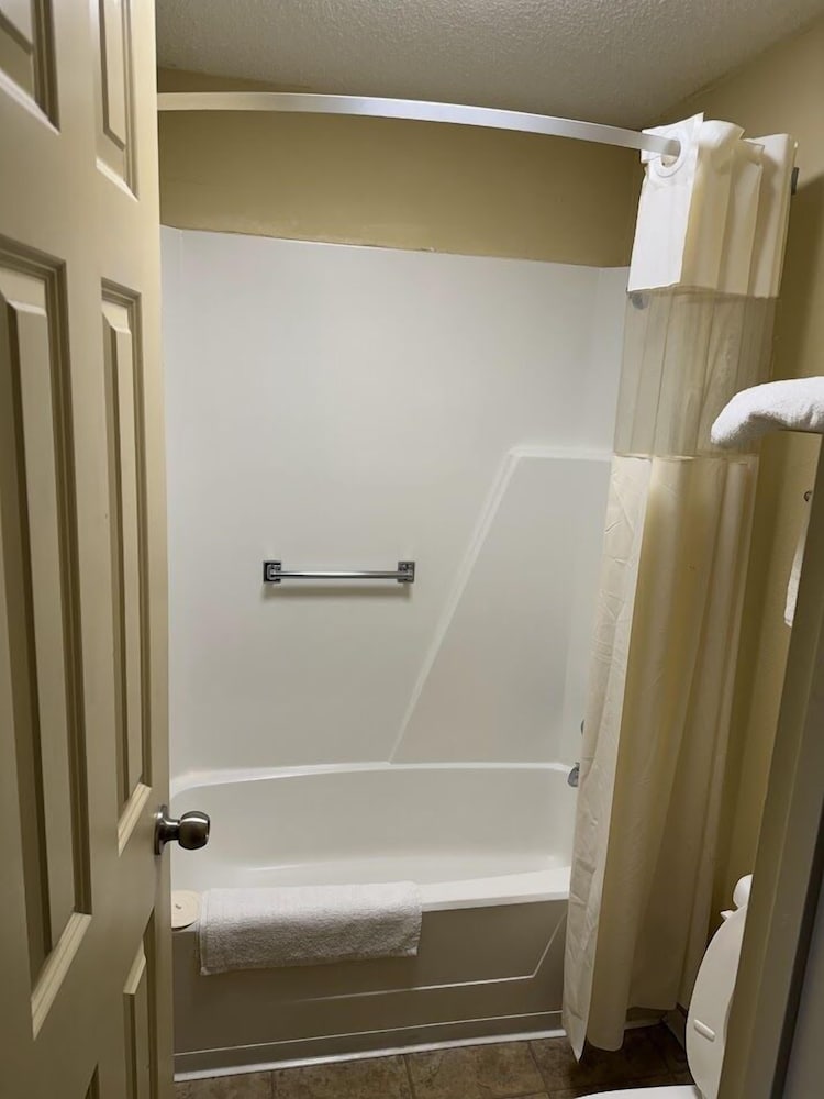 Somatel Goodlettsville Hotel 23/23
