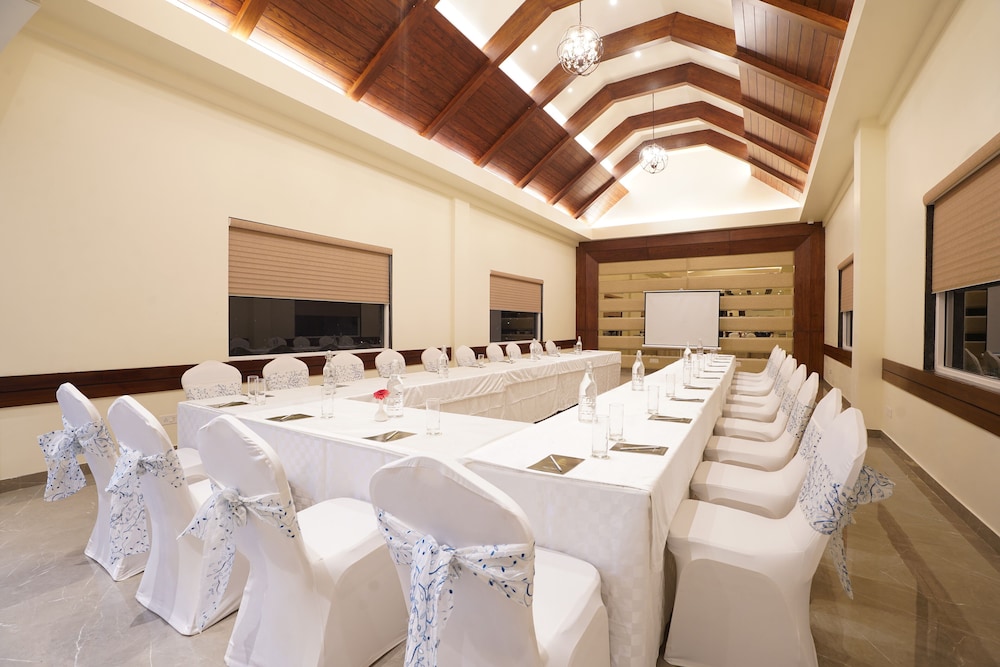 WelcomHeritage Parv Vilas Resort & Spa 36/50
