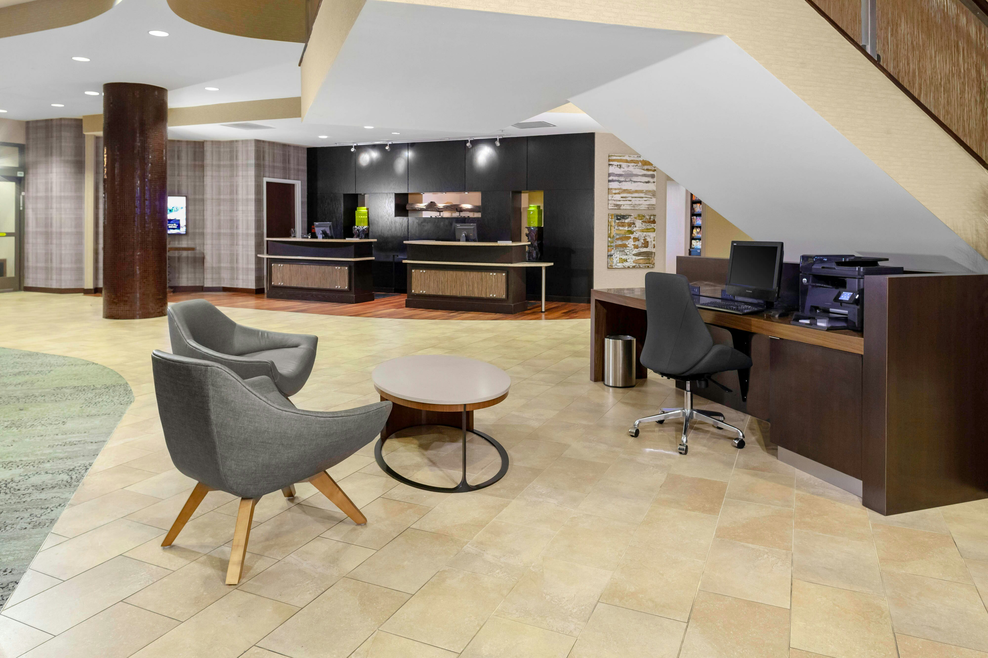 Lobby at Courtyard By Marriott Downtown Memphis, MEMPHIS - TN