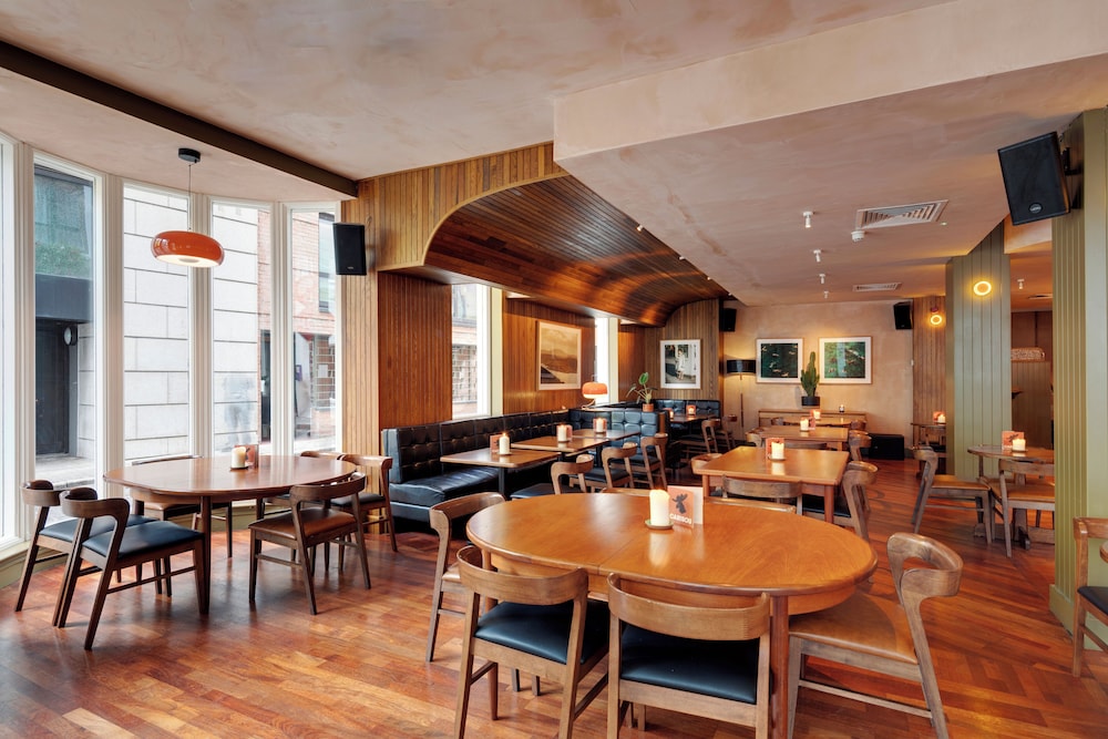 Drury Court Hotel 62/71