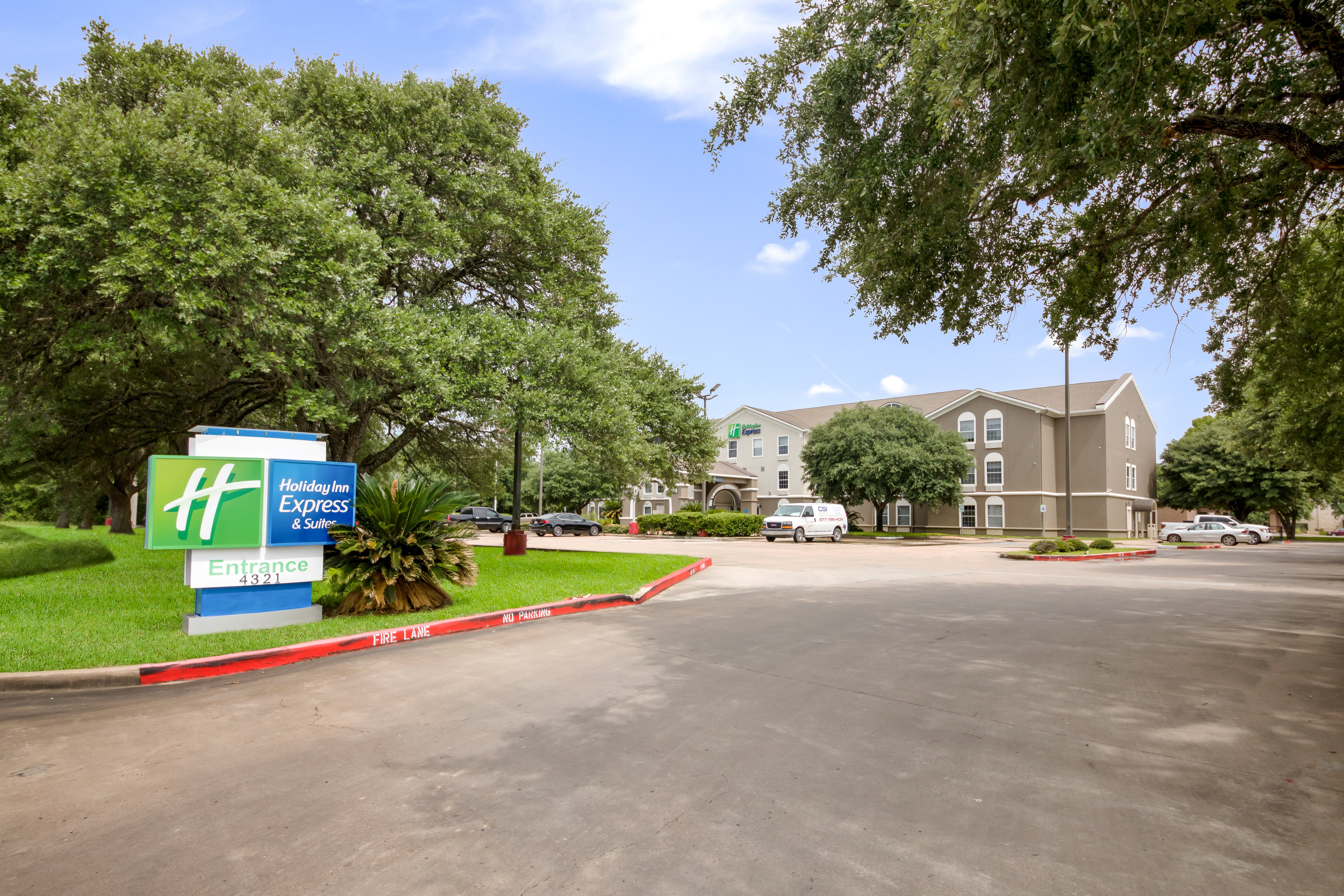 Holiday Inn Express Hotel Suites Columbus 23/24