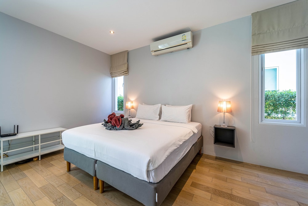 Phu Montra Villa With Ocean View A4 23/50