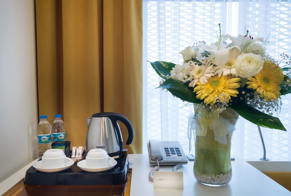 Tav Airport Hotels Izmir 36/46