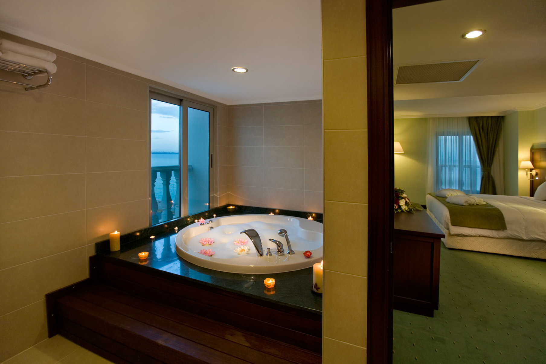 Crowne Plaza Antalya 83/83
