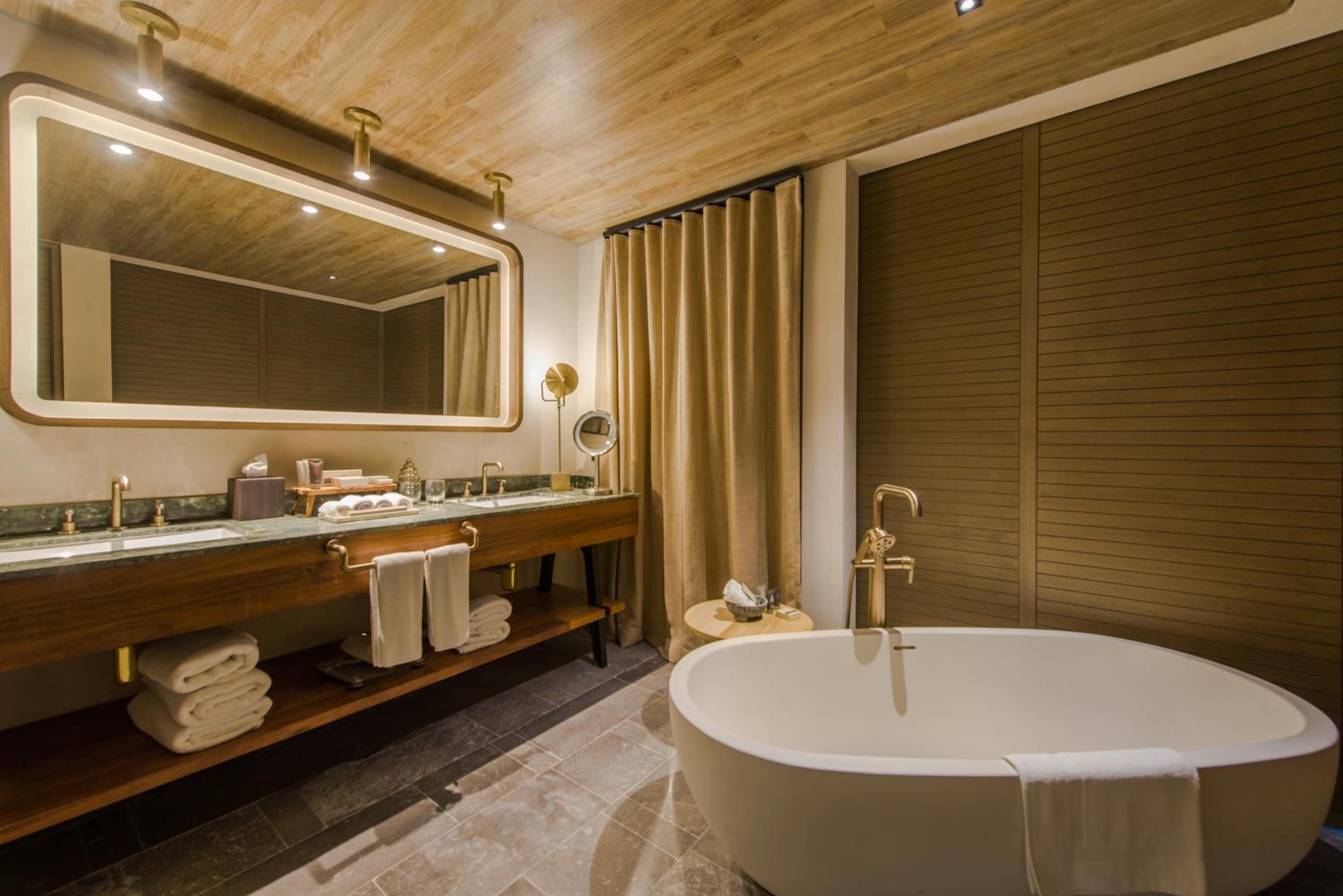 ROOF TOP, INSPIRA, SUITE