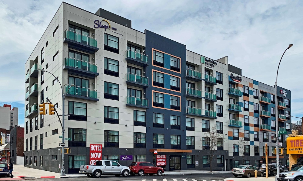 MainStay Suites Bronx - Belmont 1/61