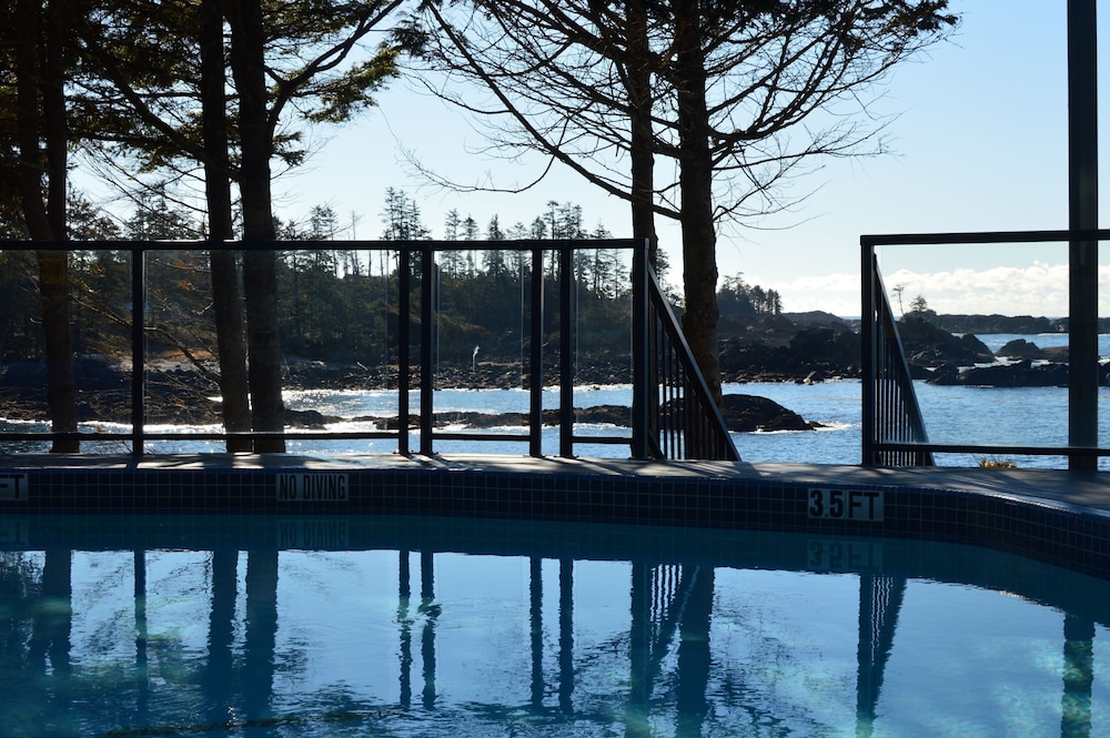 Black Rock Ocean Front Resort 30/69