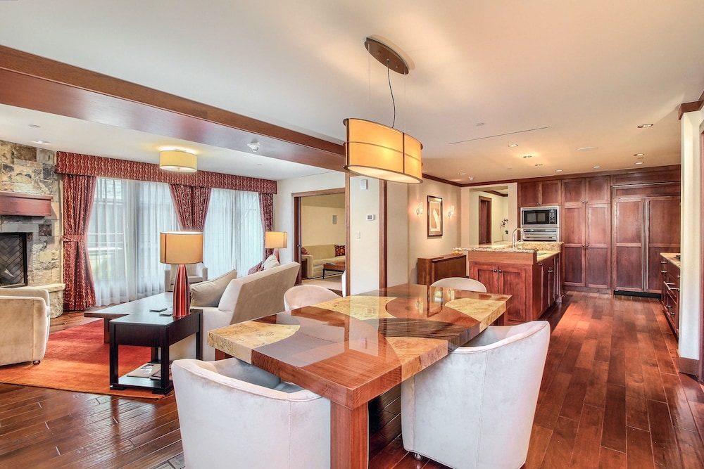 Four Seasons Resort and Residences Vail 79/93