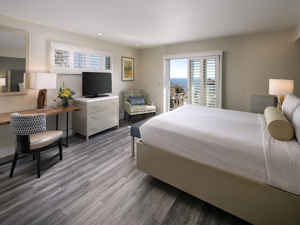 Inn at the Cove 14/64